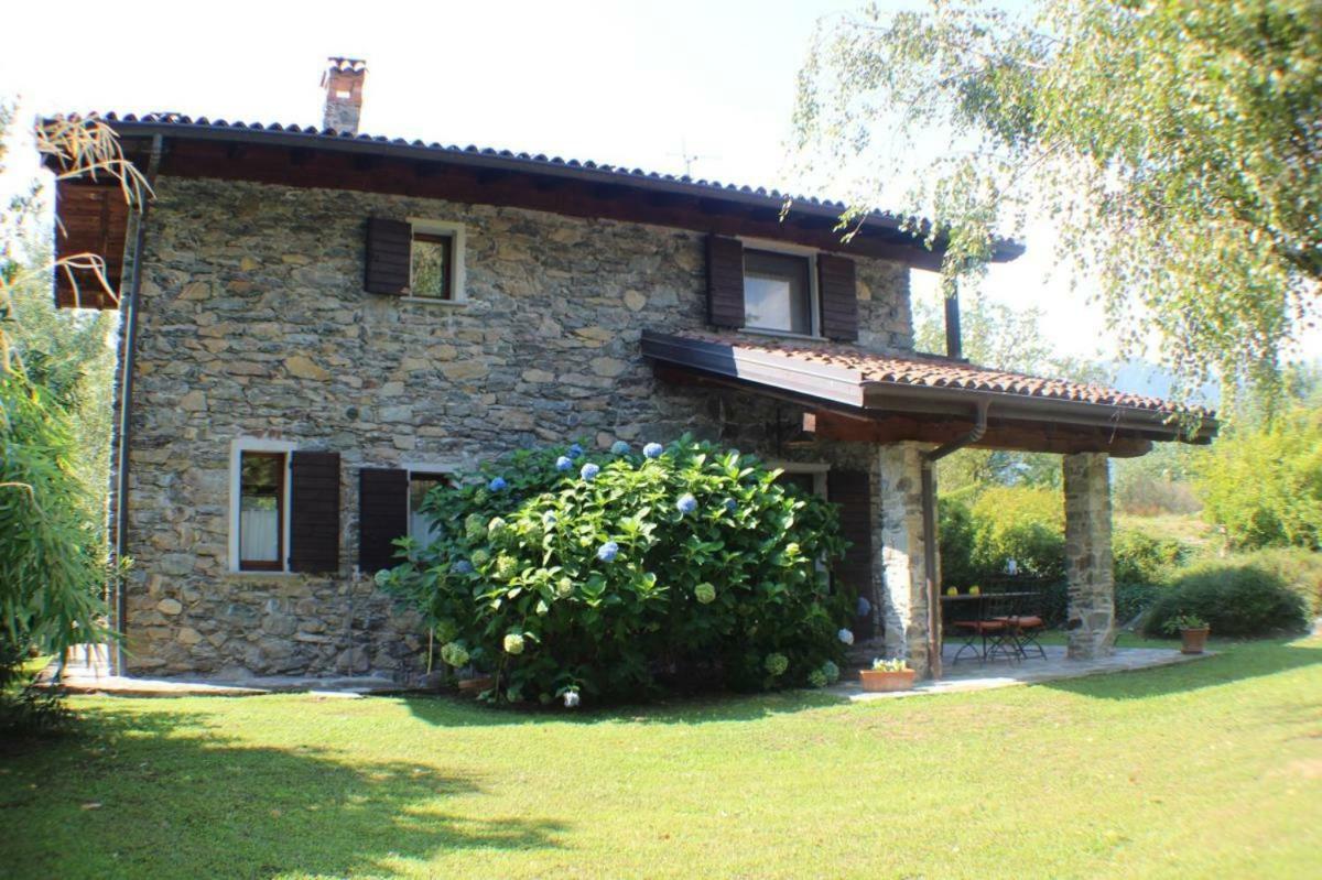 Villa Erica Con Piscina Privata Sul Lago Di Como 콜리코 외부 사진